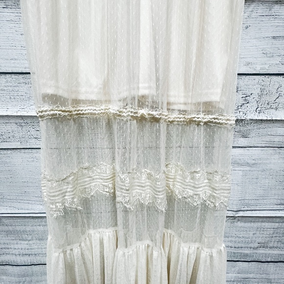 NWT Nasty Girl Open To It Maxi Lace Dress - Picture 5 of 12